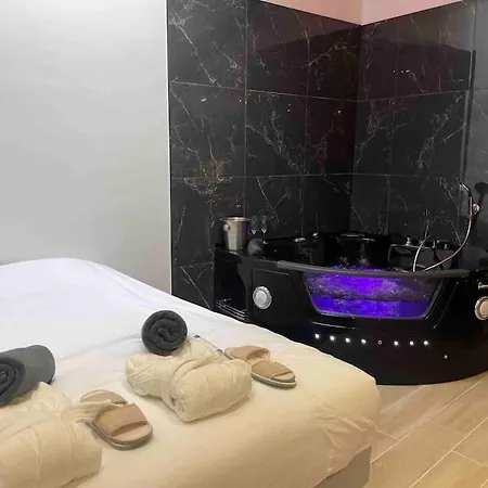 New / Belle Et Rebelle Avec Jacuzzi Appartement