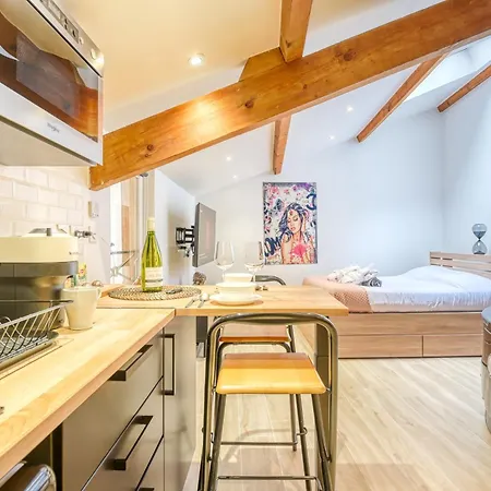 Appartement New / Belle Et Rebelle Avec Jacuzzi